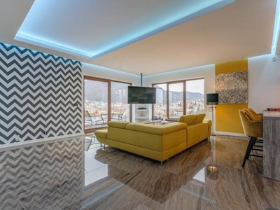 View 360 in Inima Brasovului: Penthouse Duplex de Vis