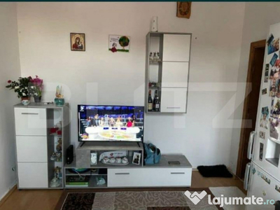 Apartament 2 camere, 40 mp, zona Ronat