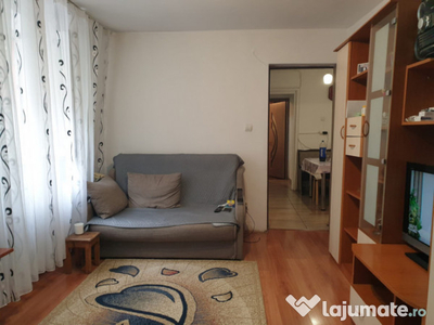 Apartament 2 camere decomandat - zona Teiul Doamnei