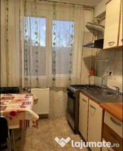 Apartament 2 camere sdec. ultracentral, etaj 2