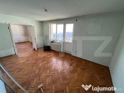 Apartament 3 camere, 64 mp, semidecomandat, cu balcon, Zona