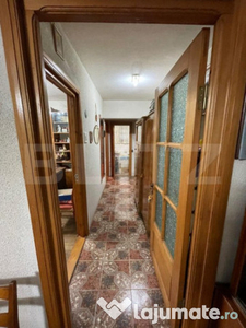 Apartament 3 camere, 71 mp, zona liceului Vasile Lovinescu