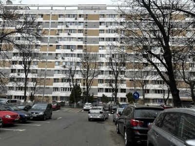 Apartament 3 camere Baba Novac 16, blocul 23 de vanzare apartament 3 camere