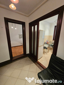 Apartament 3 camere Bulevardul 1 Decembrie