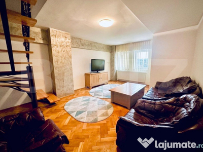 Apartament 3 camere, living, 2 băi, 2 balcoane, scară inte