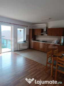 Apartament 4 camere, 101 mp utili, gradina 200 mp, Ghiroda