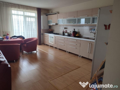 Apartament 4 camere, decomandat, 127 mp, Trivale