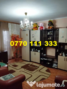 Apartament 4 camere, zona Plantelor, etaj 1.