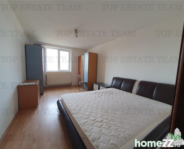 Apartament cu 3 camere decomandat Agigea central