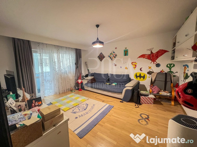 Apartament cu 4 camere, bloc reabilitat termic langa Casa Vikingilor!