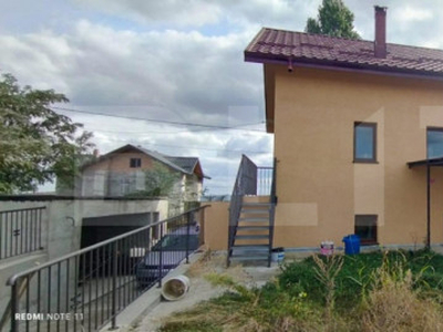 Casa 5 camere, 120 mp utili, 1000 mp teren, strada principal