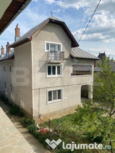 Casa familială individuală, 169mp utili, 2000mp teren, Bra