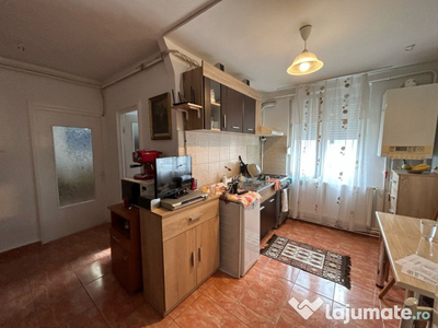 De vanzare apartament 2 camere 45.000