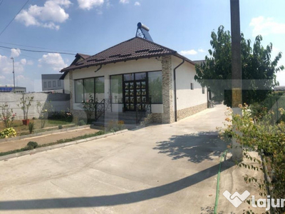 Proprietate doua case si teren 750mp, Targoviste