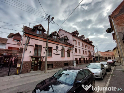 Pensiune in centru Sibiului avand 34 camere in suprafata uti