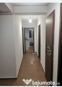 Vanzare Apartament 3 Camere Aparatorii Patriei+Centrala+Parcare