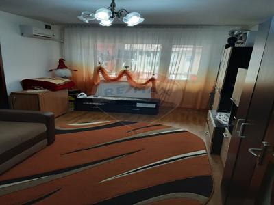 Apartament 2 camere vanzare in bloc de apartamente Piatra-Neamt, Precista