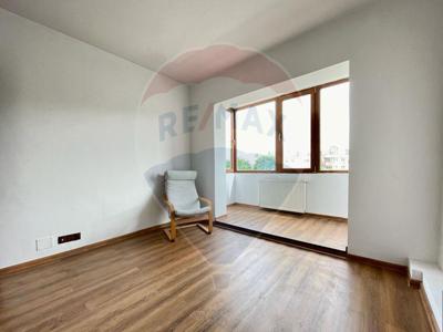 Apartament 3 camere vanzare in bloc de apartamente Cluj-Napoca, Marasti