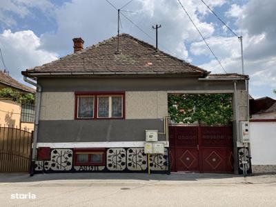 Casa 3 camere, pivnita, gradina, pod, curte, Terezian Sibiu