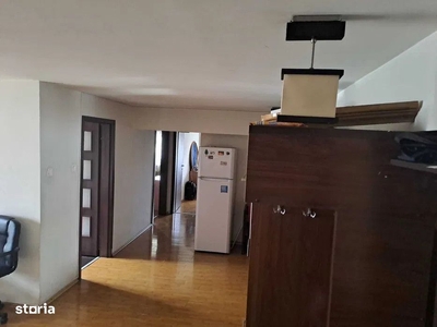 Apartament 2camere Micro40 et3/4 curat ,Liber 32 000 euro