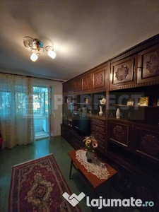Apartament 2 camere, et 1/4 - Vest-Eremia Grigorescu - 40000 euro neg