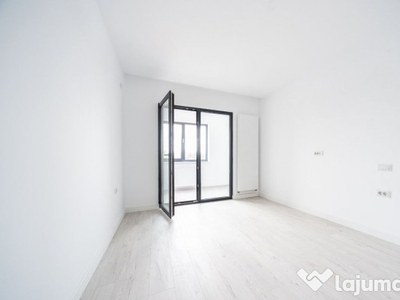 Apartament 3 camere decomandat bloc nou 2 bai 3 minute Stb