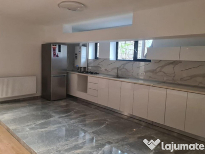 Apartament 3 camere -DEMISOL - Bucurestii NOI