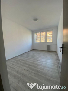 Apartament 3 camere Grivita-Podul Grant