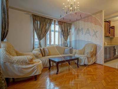 Apartament 3 camere vanzare in casă vilă Brasov, Centrul Istoric