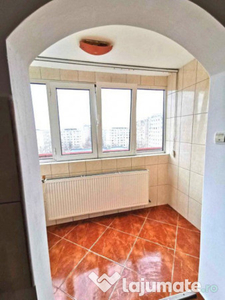 Apartament 3 camere - zona Drumul Taberei - DRUMETULUI