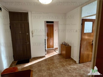 Apartament 4 camere + 2 bai Piata Gorjului