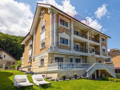Apartament 7 camere vanzare in casă vilă Brasov, Noua