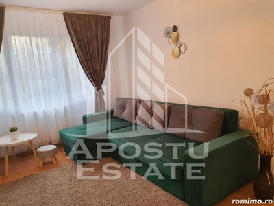 Apartament cu 3 camere, 50mp Semidecomandat, in zona Circumvalatiunii