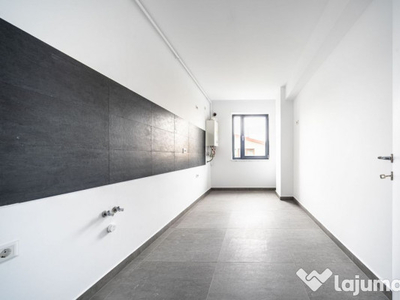 Apartament de 2 Camere, la Doar 2 Minute de STB