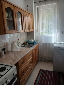 Apartament de 3 camere de inchiriat, zona Vlaicu