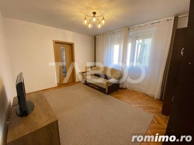Apartament de inchiriat 3 camere mobilate utilate balcon Mihai Viteazu