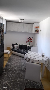 Apartament la demisol în Gherla, 2 camere, 67mp