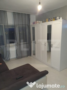 Apartament spațios de vânzare în zona Nufărul