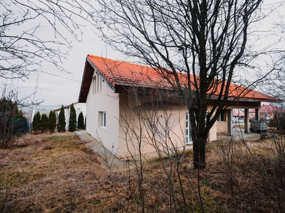 Casavila 3 camere vanzare in Cluj, Deusu