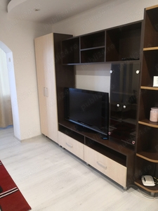 Închiriez apartament 2