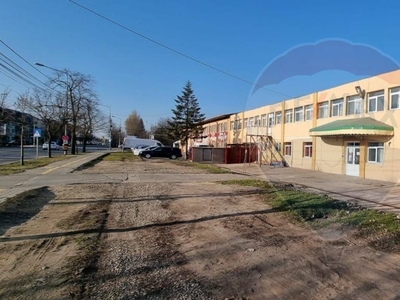 Spatiu comercial 600 mp inchiriere in Hală, Vrancea, Focsani, Sud