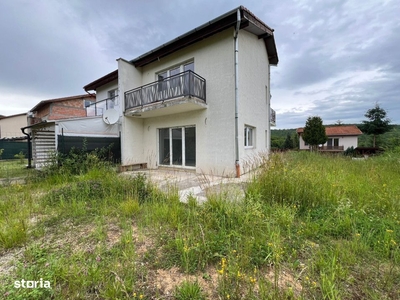 Duplex de vanzare, 378mp teren, Gilau