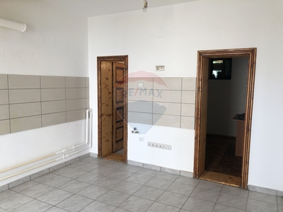 Spatiu comercial 25.08 mp inchiriere in Casă Vilă, Bihor, Oradea, Ultracentral