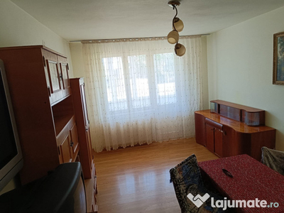 Apartament 2 camere, Bals