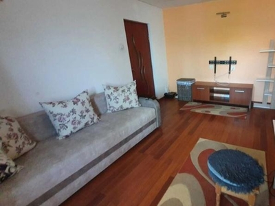 2 camere, semidecomandat, 45 mp, de inchiriat apartament in zona Podu Ros, la 5 minute de Palas, Cod 155738