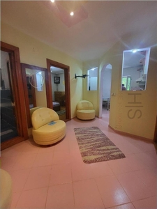 Apartament 2 Camere. Decomandat . etaj 1 din 3