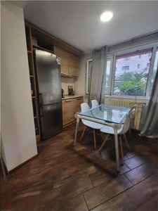 Apartament 3 Camere, Decomandat. Parter