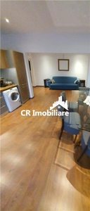 Apartament 3 camere, Romana