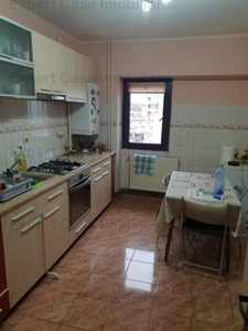 Apartament 4 camere Nicolina-Cug -