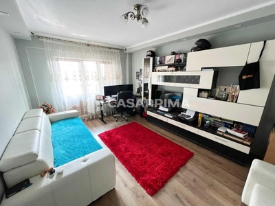 Apartament cu 2 camere, decomandat, Mircea cel Batran